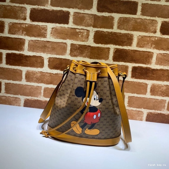 First bag ru Disney x Gucci Bag Mini Bucket 0713
